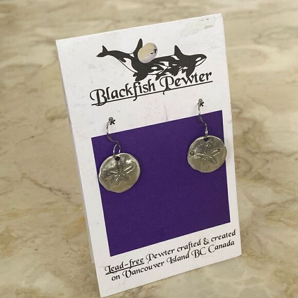 NWT Blackfish Pewter Starfish Dangle Earrings - Picture 2 of 5